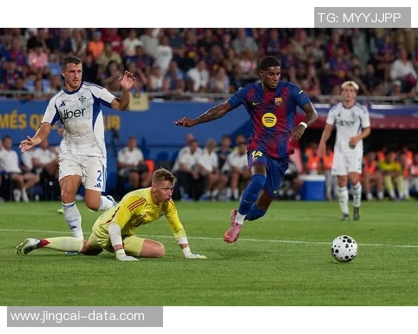 巴萨绝杀曼联晋级国王杯决赛全场欢呼声震天响